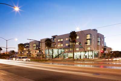 Long Beach and Burnett Apartments exterior view2